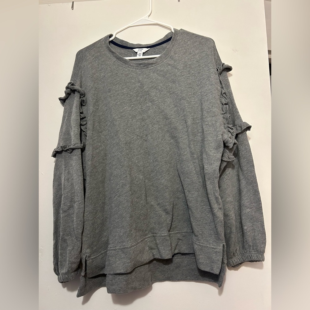 Crown & Ivy Gray Ruffle Sleeve Sweatshirt